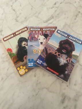 Scholastic Mission: Adoption Book Set - Blue, Brown, Black Covers-French only